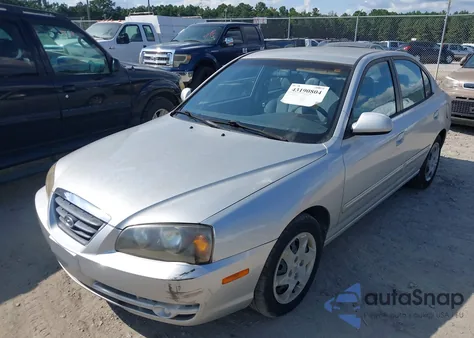 2005 Hyundai Elantra Gls/Gt from USA, damaged, VIN KMHDN46D95U981042